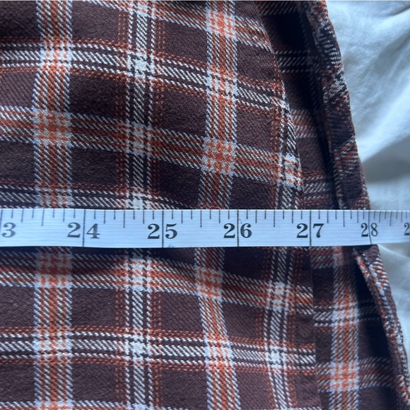Men’s Large Pacific Trail Brown and Tan Plaid Button Up - Picture 3 of 6